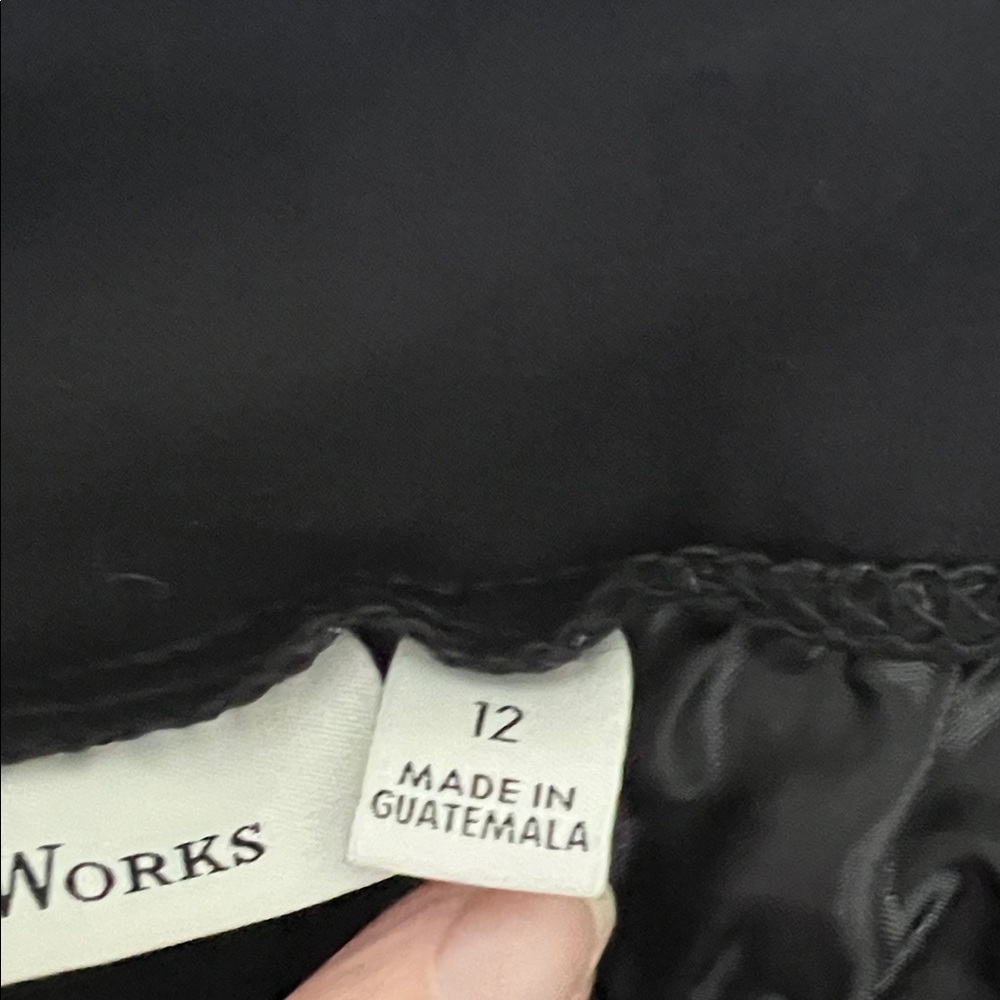 Studio Works Shorts - Picture 4 of 9
